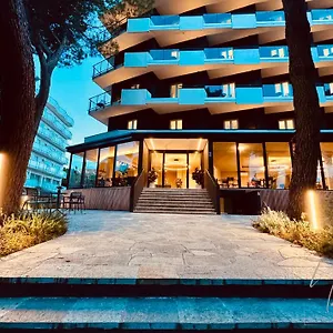 Noir - Free Breakfast & Brunch Until 13-00 - Vicinissimi A Mirabilandia Hotel Milano Marittima
